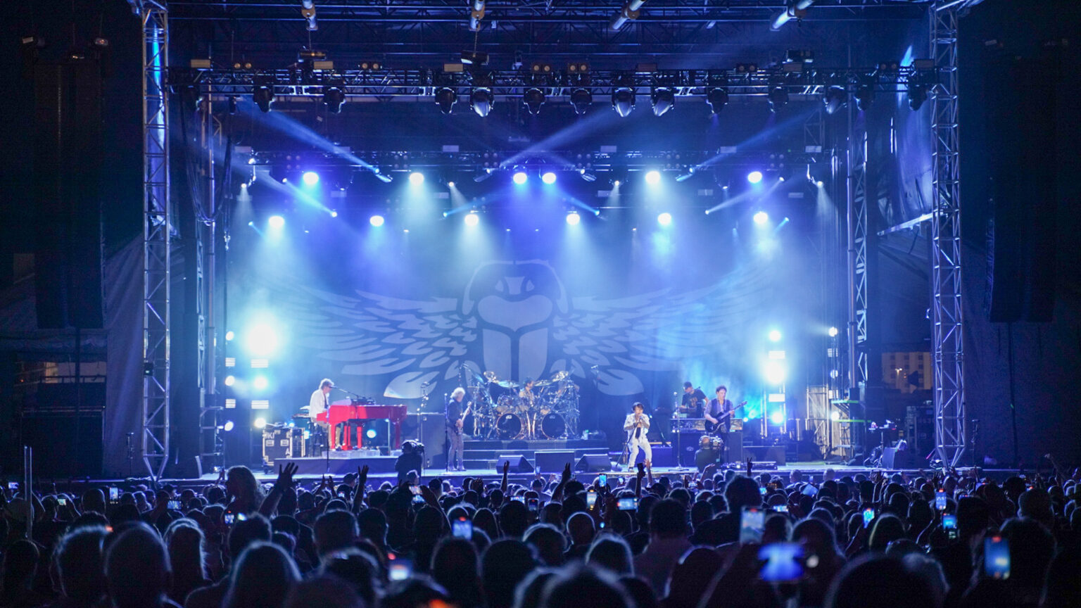 The Complete Guide to Audio Visual Rentals, Staging, and Lighting Las