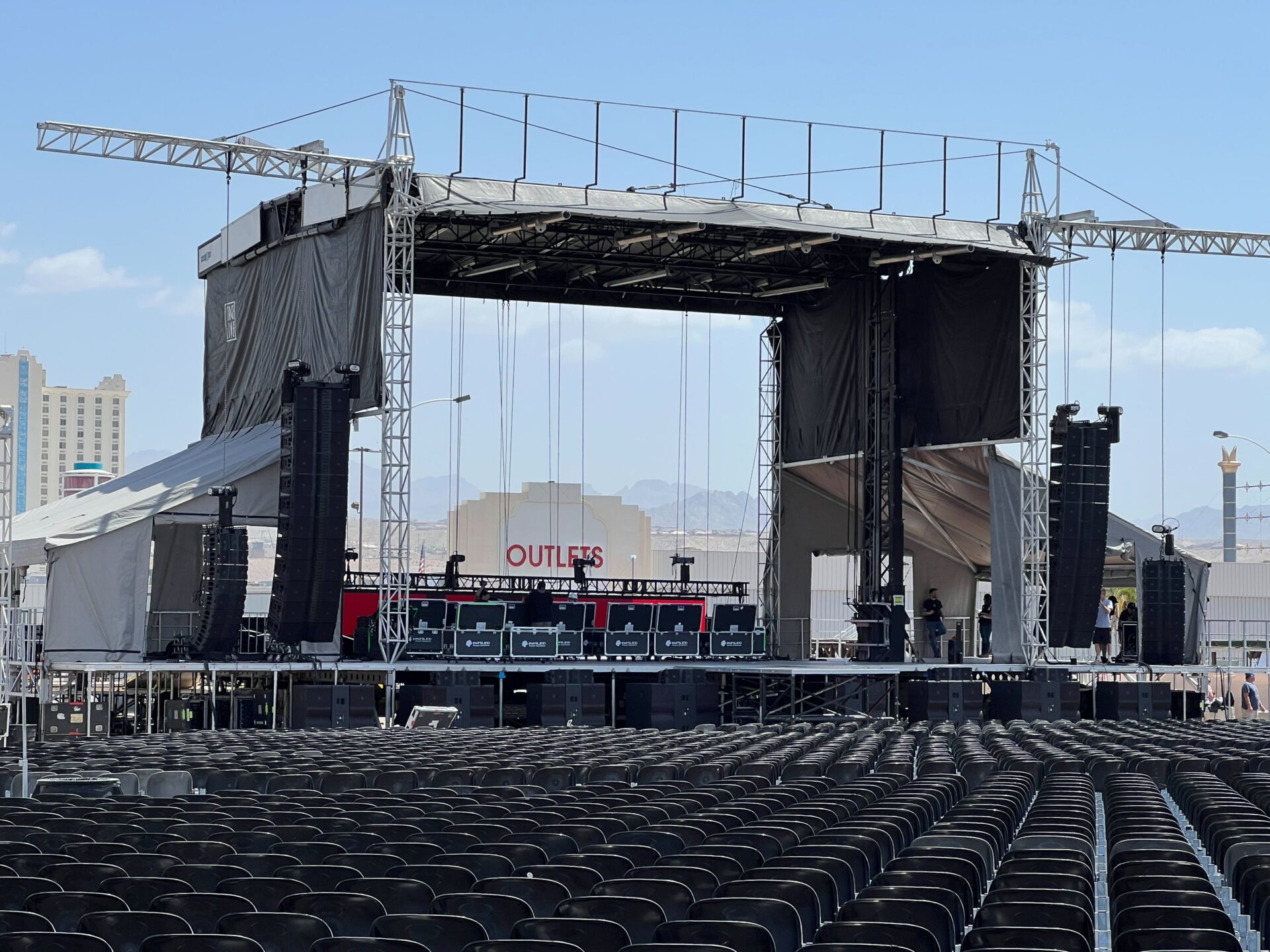 outdoor staging and truss